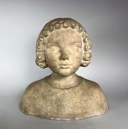 null Lucien Charles Edouard ALLIOT (1877-1967)
Buste d'enfant. 
Sculpture en pierre...