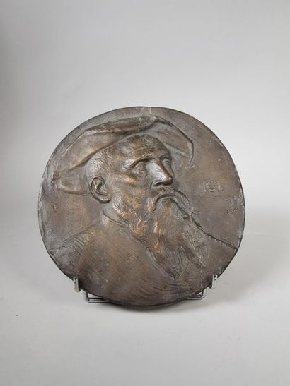 null Constantin MEUNIER (1831-1905)
Autoportrait, 1899.
Bas-relief en bronze à patine...