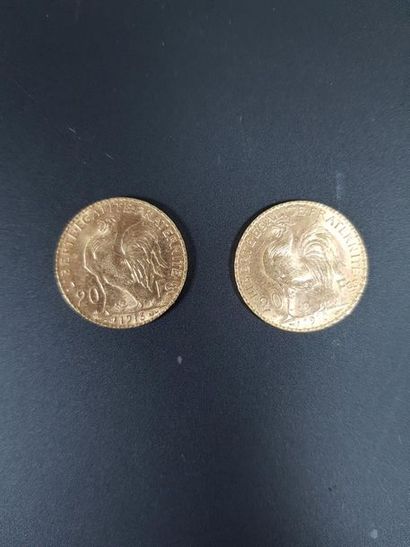 null Deux pièces de vingt francs en or au coq de Chaplain, 1910 et 1913.