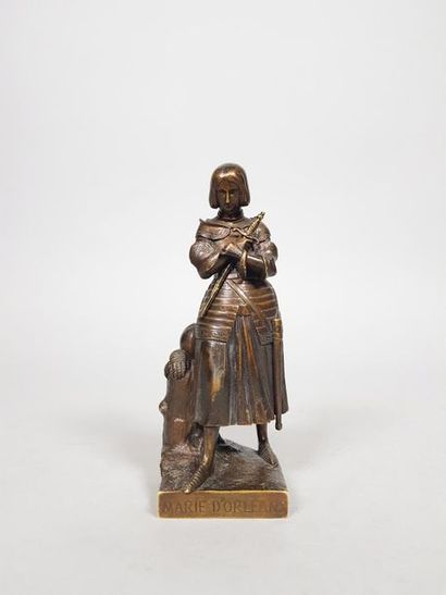 null Marie D'ORLÉANS (1813-1839) 
Jeanne d'Arc en armure.
Epreuve en bronze à patine...