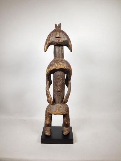null Belle et ancienne sculpture Mumuyé en bois sculpté, scarifications. 
Nigeria,...