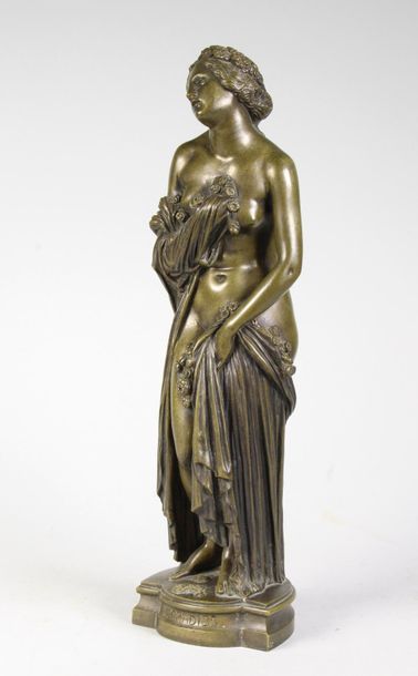 null James PRADIER (1790-1852) 
Chloris. 
Epreuve en bronze à patine brun clair nuancé....