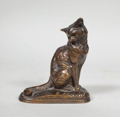 null Emmanuel FREMIET (1824-1910)
Chat assis.
Epreuve en bronze à belle patine brun-rouge...