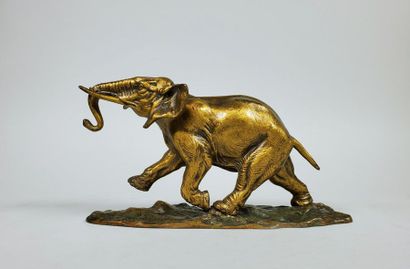 null Louis Ernest ADNIN (1881-1857)
Eléphant courant.
Epreuve en bronze à double...
