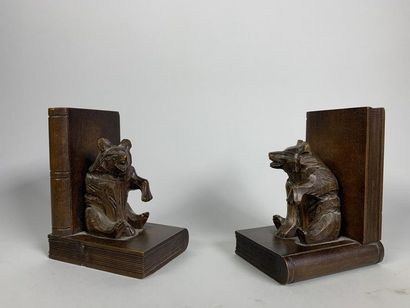 null Serre-livres ours en bois. H: 13 cm L: 10 cm P: 7,5 cm