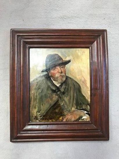 null Pierre Alexis LESAGE (1872-1932). Portrait d’homme au chapeau, 1922. Huile sur...