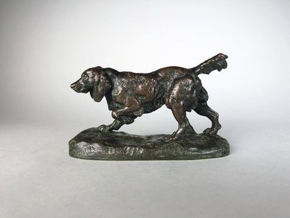 null Antoine-Louis BARYE (1795-1875)
Chien épagneul. 
Epreuve en bronze à patine...