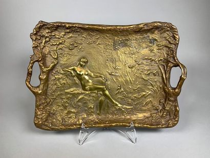  Alexandre VIBERT (c.1847-1909) Tray to the bather. Bronze proof with a light brown...