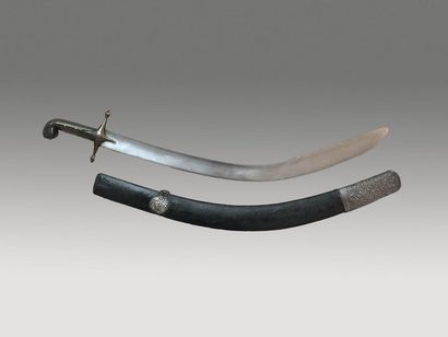 null Pala with sheath with chiselled fillings. Horn handle.
Ottoman Empire, 19th...