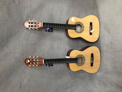 null LOT DE 2 GUITARES ENFANT 1/2 STOL