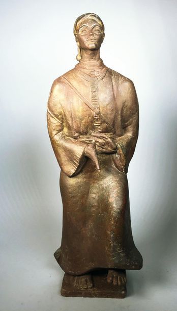 null Marguerite Anne DE BLONAY (1897-1966)
Danseuse Orientale.
Sculpture en grès...