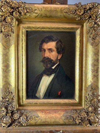 null School of the 19th century
Portrait of a man with a red ribbon. 
Oil on panel....
