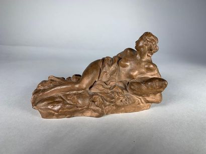 null Aimé-Jules DALOU (1838-1902)
Femme couchée ou la courtisane.
Rare épreuve en...