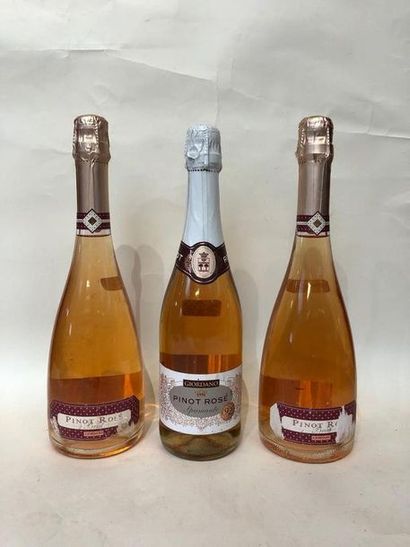 null Trois bouteilles de Pinot rosé Giordano