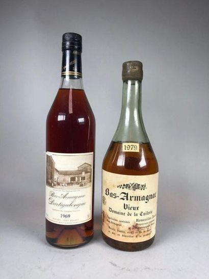 null Deux bouteilles de Bas Armagnac : 
- Dartigalongue. Nogaro 1969
- Vieux Domaine...