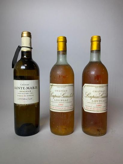 null Lot de deux bouteilles de Château Loupiac-Gaudiet Loupiac 1983 (LB et B) et...
