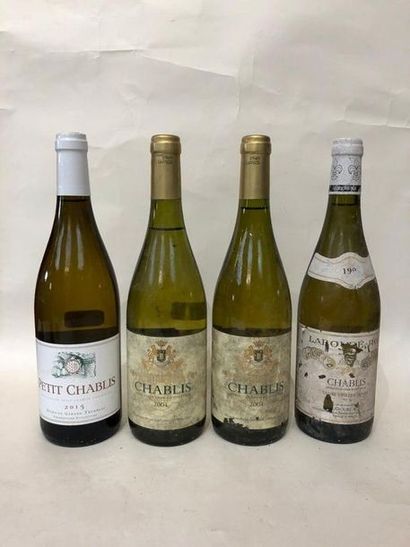 null Quatre bouteilles de Chablis blanc :
- Chablis cuvée vieilles vignes, Labouré...