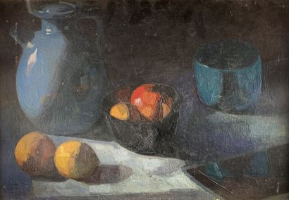 null Iwan CERF (1883-1963)

Nature morte au pichet et pommes, 1922. 

Huile sur carton...