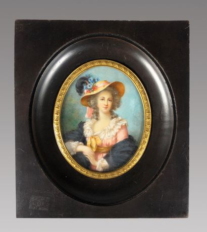 null Ecole française vers 1900

Portait de femme au chapeau. 

Miniature à vue ovale....