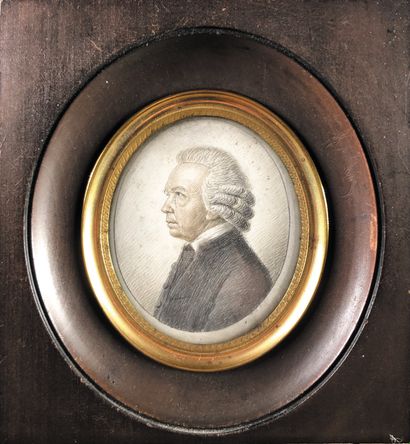 null Ecole du XVIIIe siècle

Portrait d'homme de profil.

Miniature au crayon et...