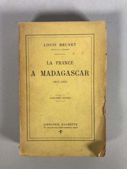 null Lot of books including:

- François Coillard, Sur le haut Zambèze, Berger Levrault,...