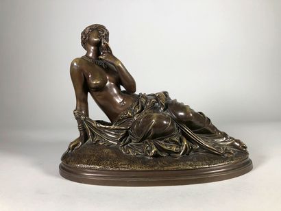 null James PRADIER (1790-1852)
Le moineau de Lesbie.
Rare épreuve en bronze à belle...