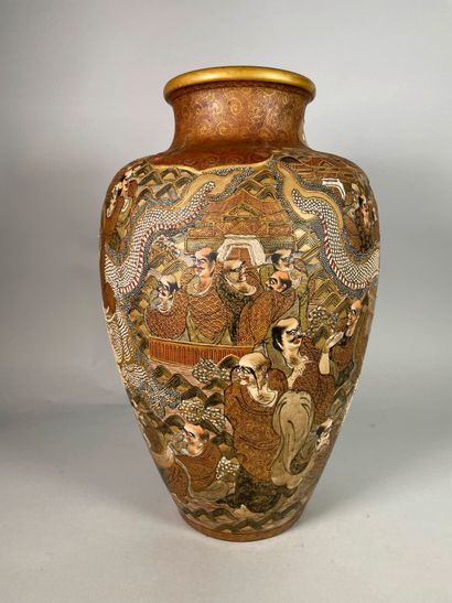 null Baluster vase in SATSUMA ceramic with characters and dragon in light relief....