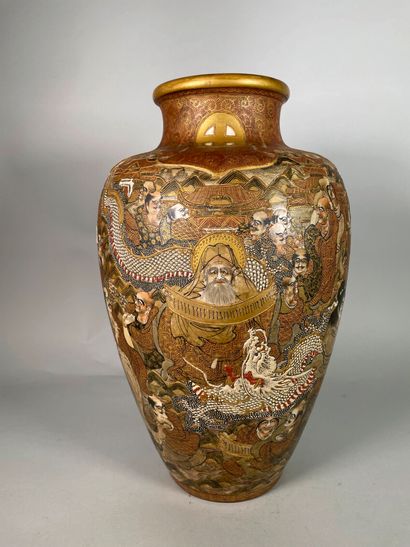 null Baluster vase in SATSUMA ceramic with characters and dragon in light relief....