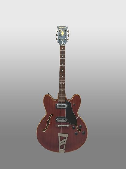 null JACOBACCI
Guitar.
Circa 1960. 
L : 107 cm
