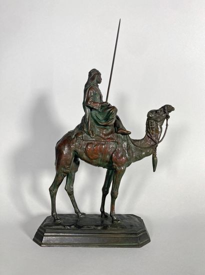  Antoine-Louis BARYE (1795-1875)
Dromadaire monté par un arabe.
Epreuve en bronze... Gazette Drouot