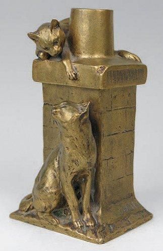 Georges GARDET (1863-1939) Les chats sur le toit. Rare et amusant porte cigares en...