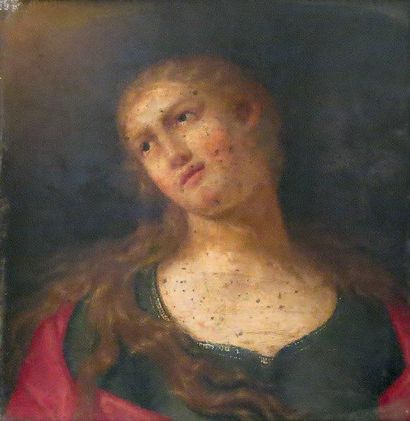 École FRANÇAISE du XVIIIe siècle Portrait de Marie Madeleine. Peinture sur panneau....