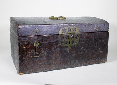 null Coffret de voyage en bois et cuir à garniture de laiton. Vers 186 0.
51 x 91...