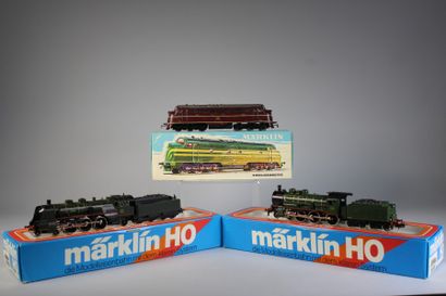 MARKLIN « HO » Motrice diesel de type CC – DSB, réf. 3067 (bo) – locomotive 230 verte...