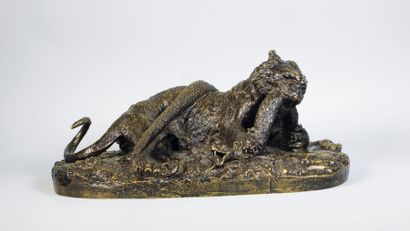 Christophe FRATIN (1800 - 1864) 
Tigre et serpent.
Epreuve en bronze à patine brun...