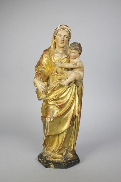 null Vierge à l'Enfant en bois polychromé et doré (manques et restaurations). Epoque...