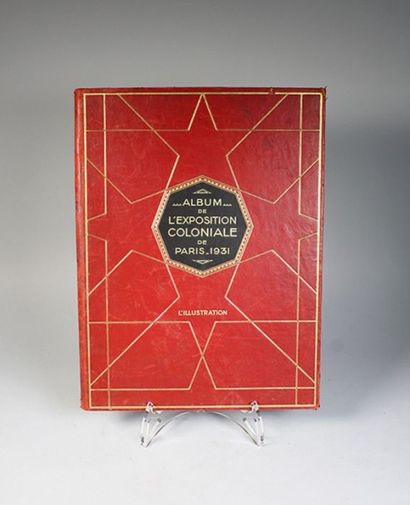 null Album de l'Exposition Coloniale, Paris 1931.
L'Illustration: Cartonage de l...