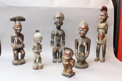null Important ensemble de 10 sculptures d'art africain