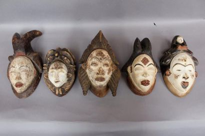 null Ensemble de cinq masques, Gabon, Style Punu