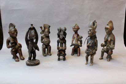 null Ensemble de 10 sculptures style Congo, RDC, etc