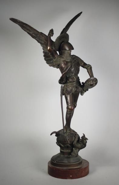 Emmanuel Fremiet (1824-1910) Saint-Michel.
Epreuve en bronze à patine brun signé...