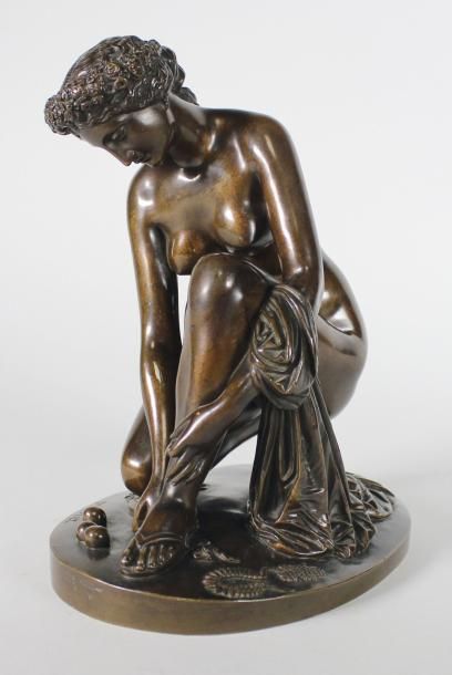 James Pradier (1790 - 1852) L'Atalante.
Epreuve en bronze à patine brun nuancé. Fonte...