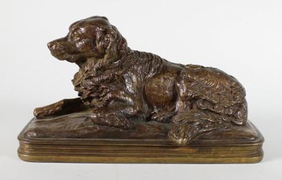 EMMANUEL FREMIET (1824 - 1910) Chien Terre-neuve couché.
Epreuve en bronze à patine...