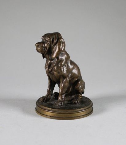 Alfred JACQUEMART (1824 - 1896) Chien assis.
Epreuve en bronze à patine brun nuancé.
Fonte...