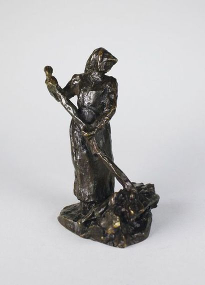 Aimé Jules DALOU (1838 - 1902) Femme à la binette.
Epreuve en bronze à patine brun...