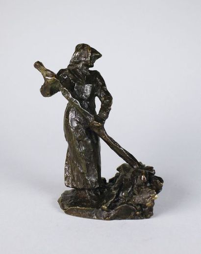 Aimé Jules DALOU (1838 - 1902) Femme à la binette.
Epreuve en bronze à patine brun...