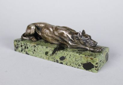 Edouard Marcel SANDOZ (1881 - 1971) Chien danois couché.
Epreuve en bronze à patine...