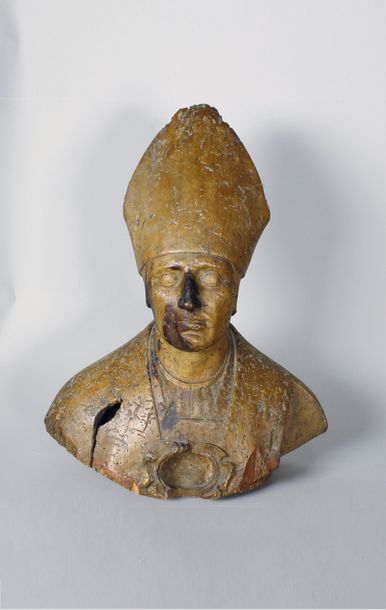 null Buste reliquaire de saint représenté en évêque en bois sculpté avec traces de...