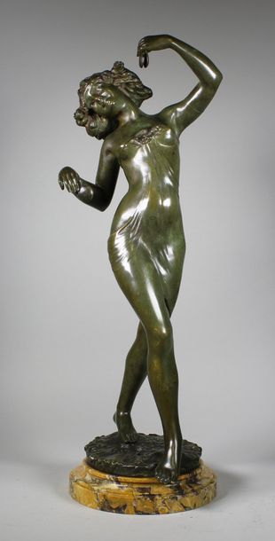 Charles Emile JONCHERY (1873 - 1937) Femme aux castagnettes.
Epreuve en bronze à...