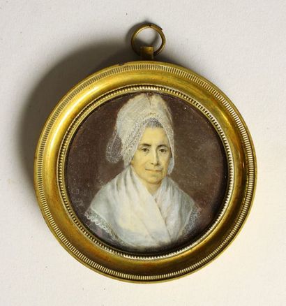 École du XIXe siècle Portrait de femme à la coiffe de dentelle.
Miniature à vue circulaire.
D:...